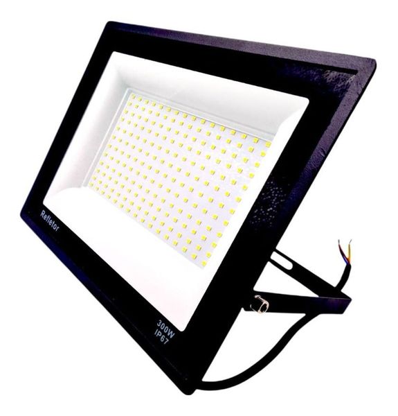 Refletor Led 300w Holofote Bivolt Branco Frio Prova Dagua Cor da carcaça Preto Cor da luz Branco-frio 110V/220V