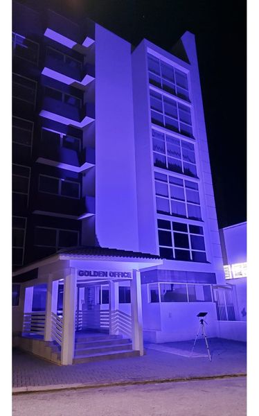 Refletor Colorido Rgb Com Memória 400w Ip67 Uso Externo