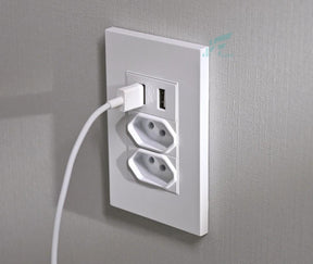 Tomada Usb De Parede Universal Bivolt 2.1a 5v Celulares Cor Branco