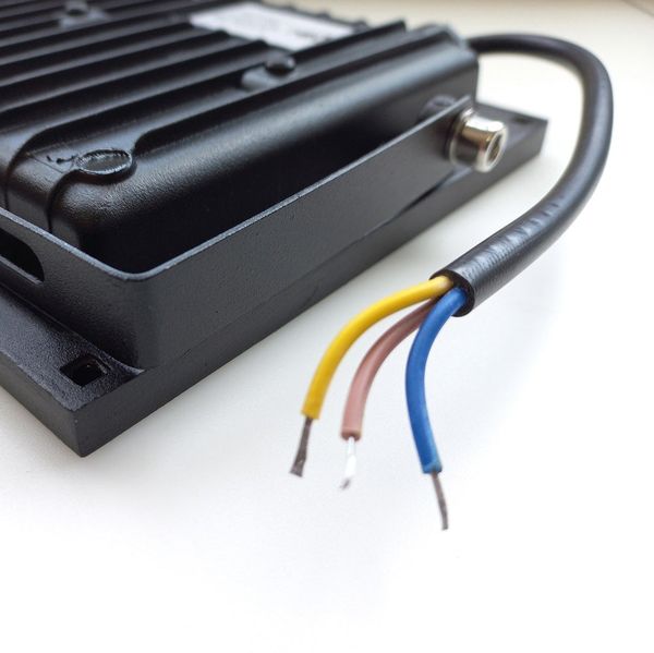 Refletor Led 100w + Relé Fotocélula Acende A Noite Apaga Dia Cor da carcaça Preto Cor da luz Branco-frio 110V/220V