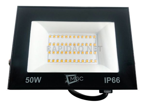 Refletor Led 50w Branco Quente Bivolt A Prova Dagua Amarelo Cor da carcaça Preto Cor da luz Branco-quente 110V/220V
